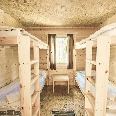 Forell Farm stay Pidula