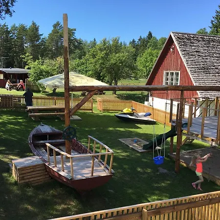 Farm stay Forell Pidula